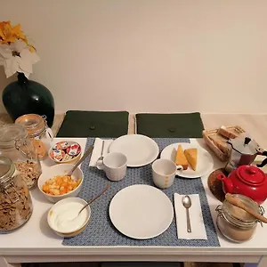 https://bb-lolivo.it-tuscanyhotel.com